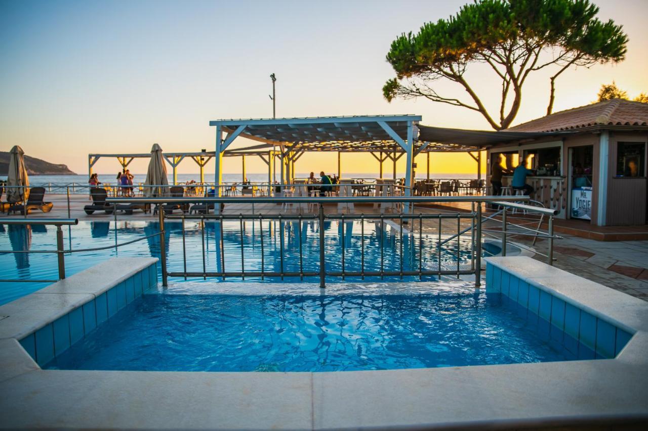 Mesogeios Hotel Marathopoli Luaran gambar