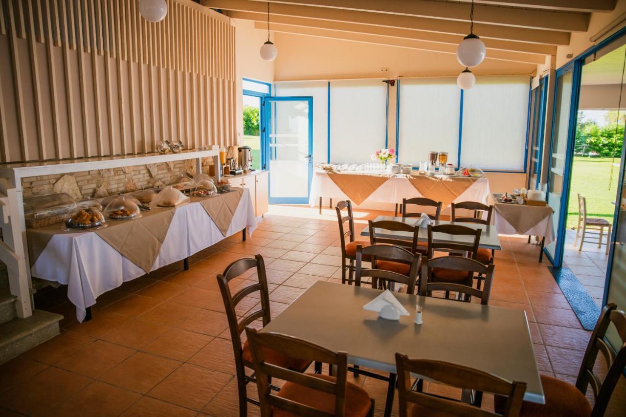 Mesogeios Hotel Marathopoli Luaran gambar