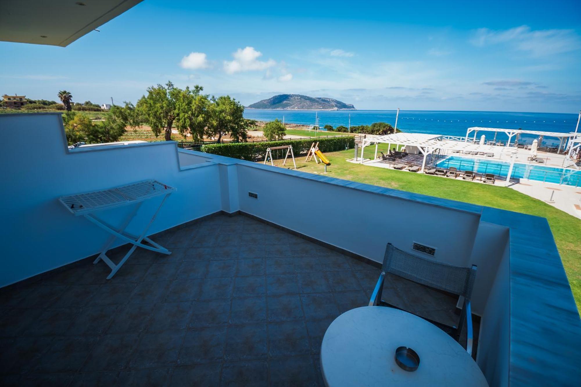 Mesogeios Hotel Marathopoli Luaran gambar