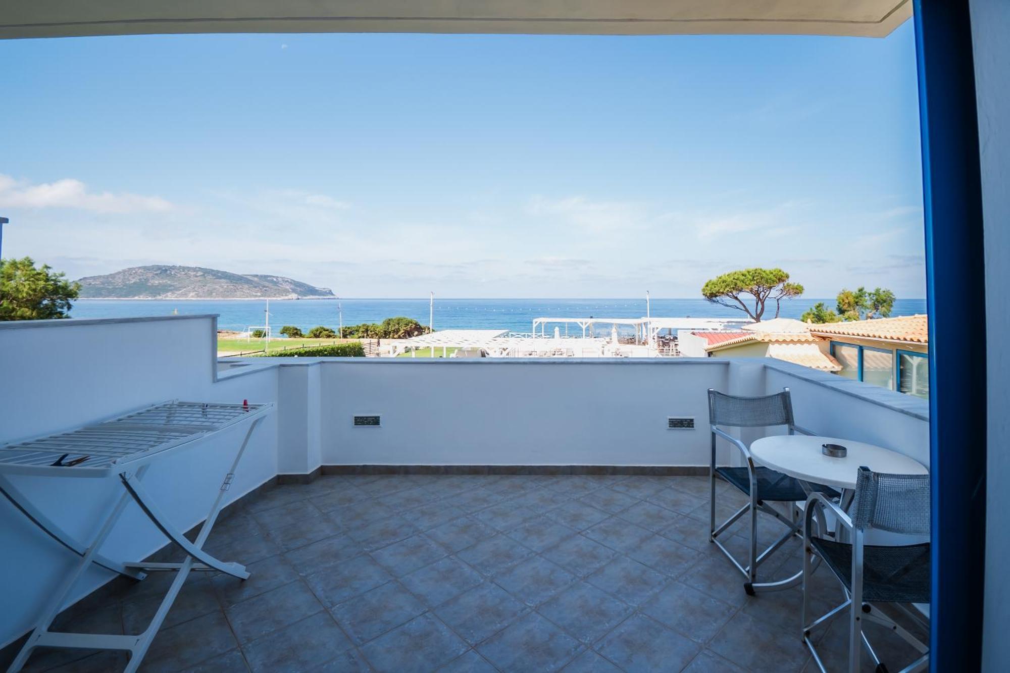 Mesogeios Hotel Marathopoli Luaran gambar